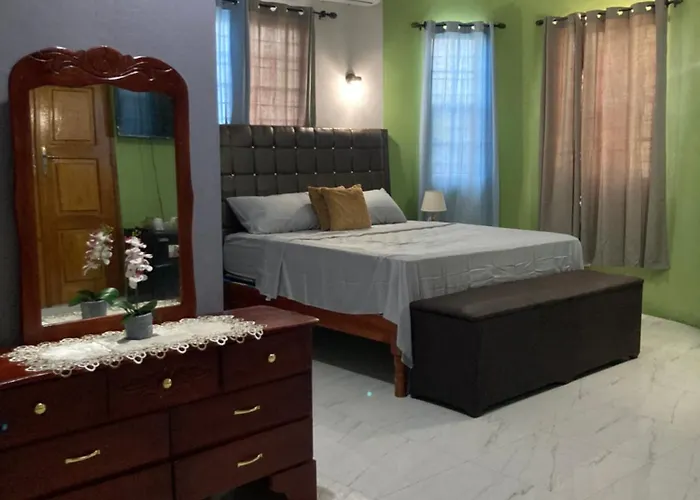Villa Blue Flamingo Montego Bay