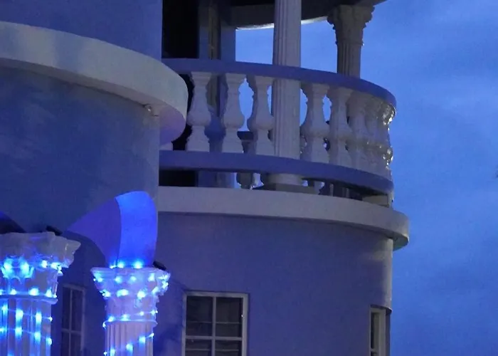 Blue Flamingo * Montego Bay